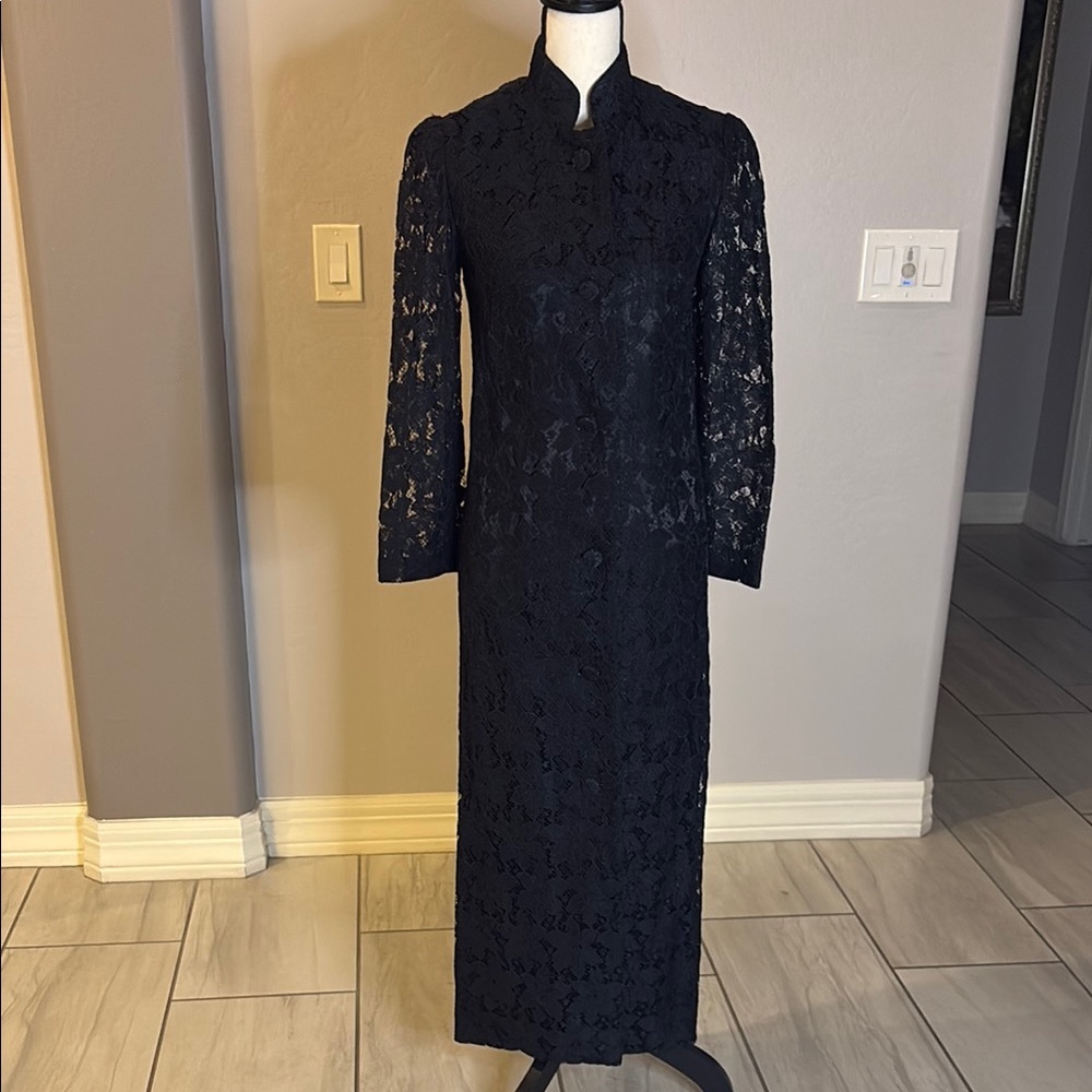 Vintage Women's Elegant Black Lace Long Sleeve Long Jacket Size 00 Petite